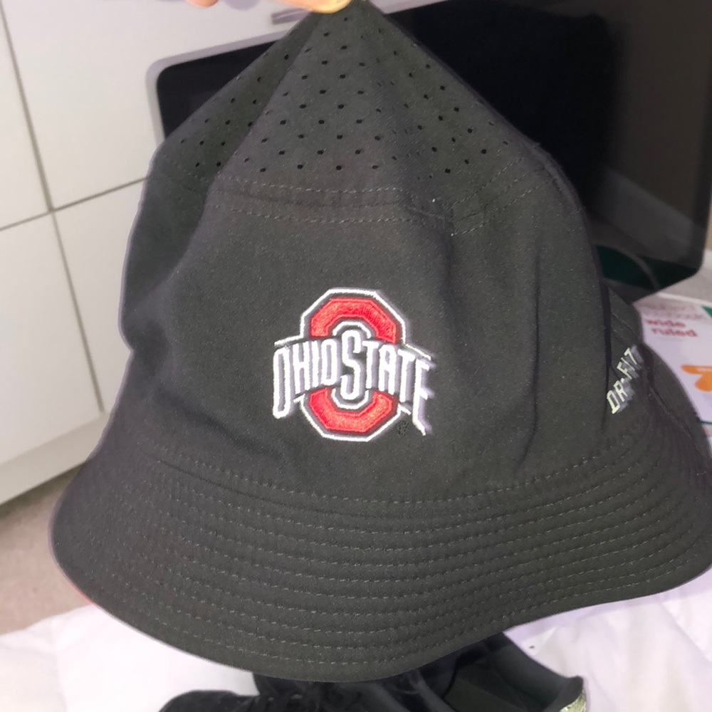 OHIO STATE NIKE BUCKET HAT